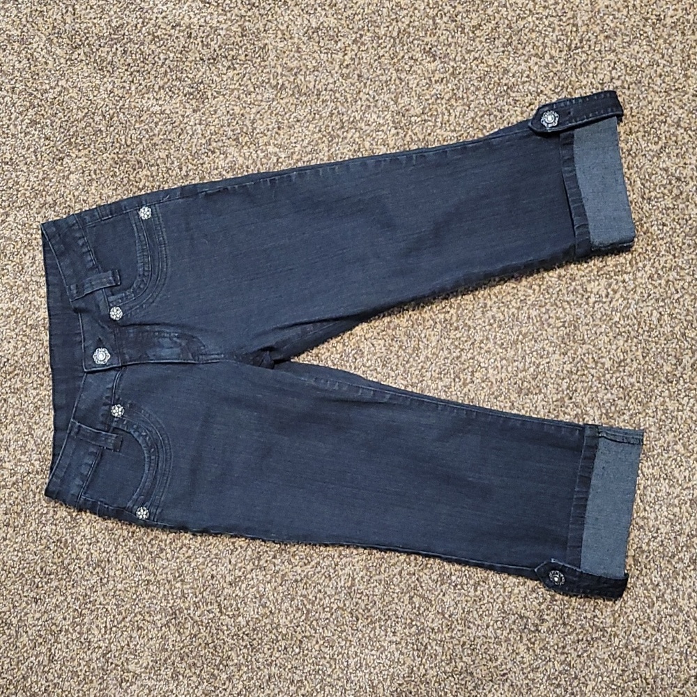V.S.K. Capri Jeans Size 4